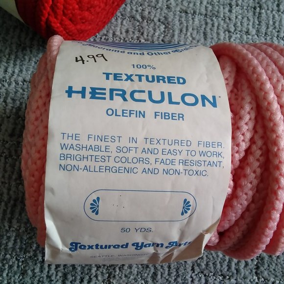 Macramé Cord/Yarn - 3 skeins- NEW-Red/Green/Pink - Picture 7 of 7